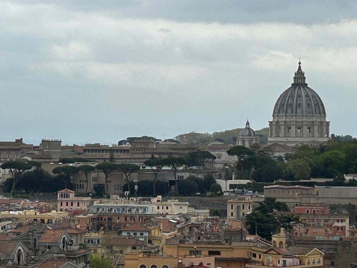 Penthouse Apartment With Terrace Close To Vatican Róma Kültér fotó